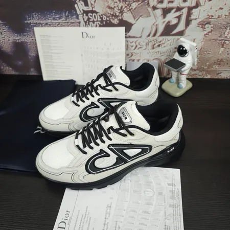 ディオール スニーカー