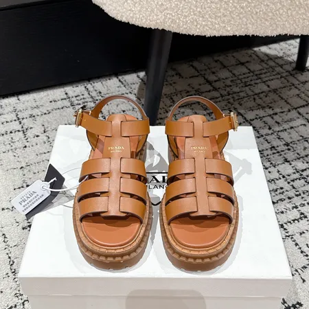 プラダ サンダル