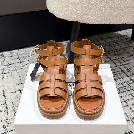 プラダ サンダル