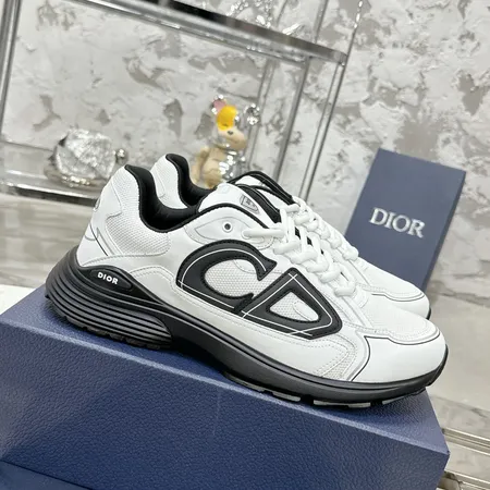 ディオール スニーカー