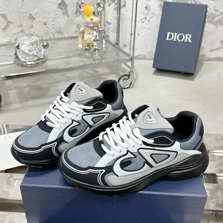 ディオール スニーカー