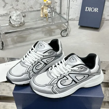 ディオール スニーカー