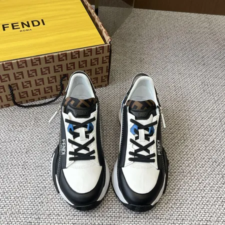 フェンディ スニーカー