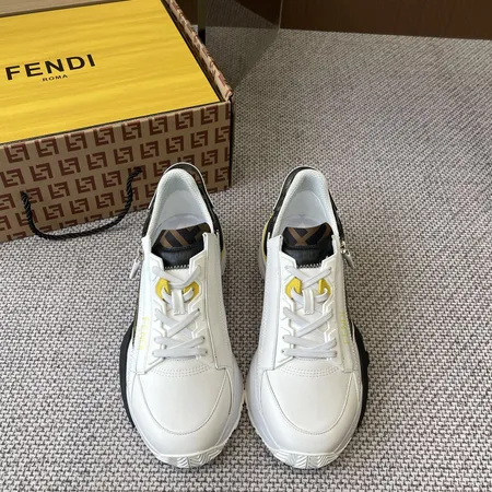 フェンディ スニーカー