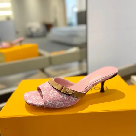 ルイヴィトン サンダル