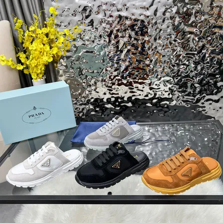 プラダ スリッパ