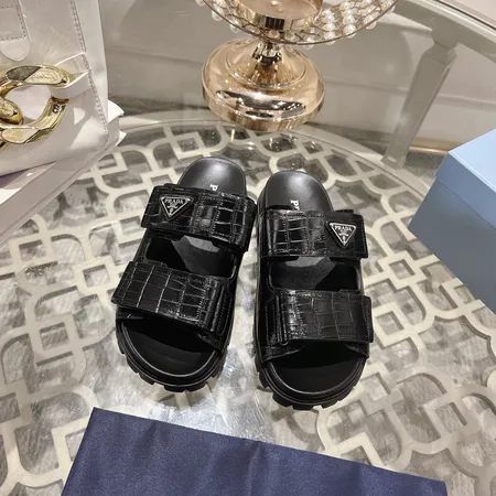 プラダ スリッパ