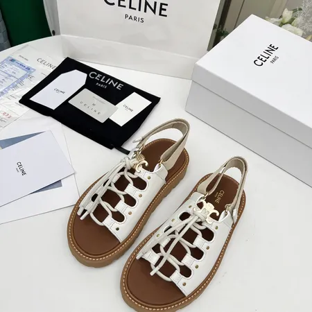 セリーヌ サンダル