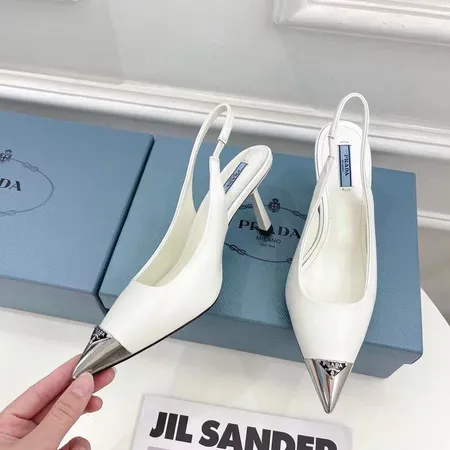 プラダ サンダル