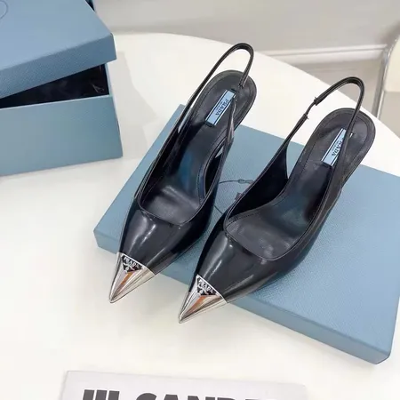 プラダ サンダル