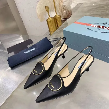 プラダ サンダル