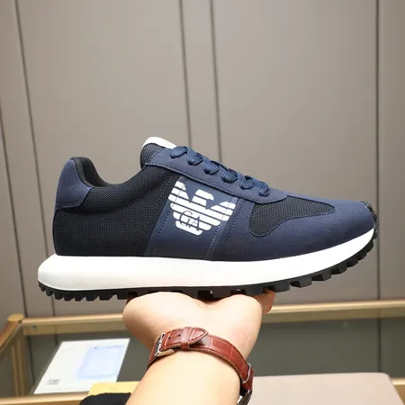 アルマーニ カジュアルシューズ