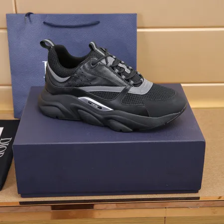 ディオール スニーカー