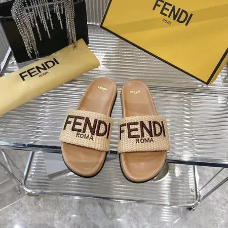 フェンディ スリッパ