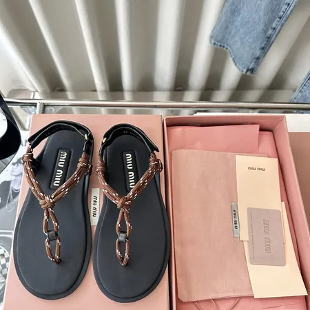 ミュウミュウ サンダル