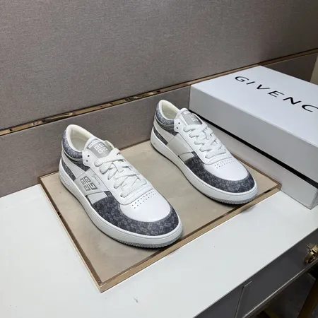 ジバンシィ カジュアルシューズ