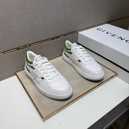 ジバンシィ カジュアルシューズ