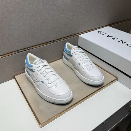 ジバンシィ カジュアルシューズ