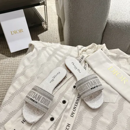 ディオール スリッパ