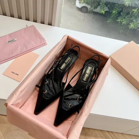 ミュウミュウ サンダル