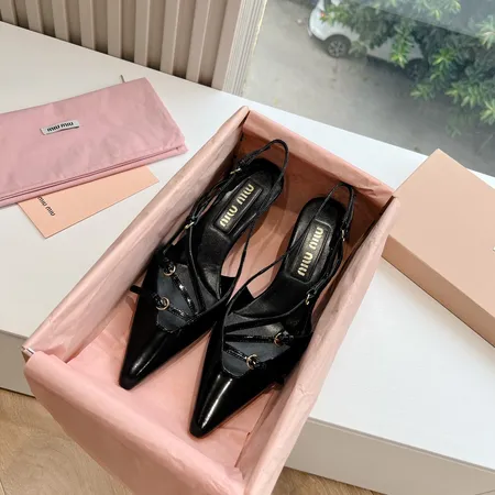 ミュウミュウ サンダル