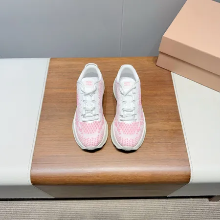 ミュウミュウ スニーカー