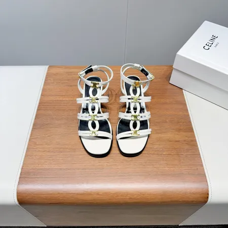 セリーヌ サンダル