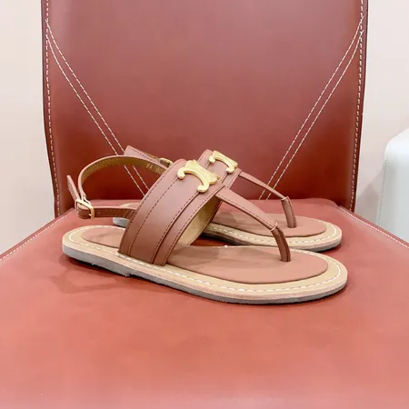 セリーヌ サンダル