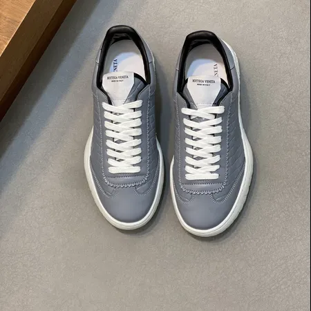 ボッテガ ヴェネタ カジュアルシューズ