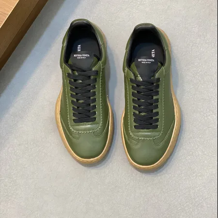 ボッテガ ヴェネタ カジュアルシューズ