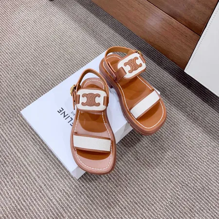 セリーヌ サンダル