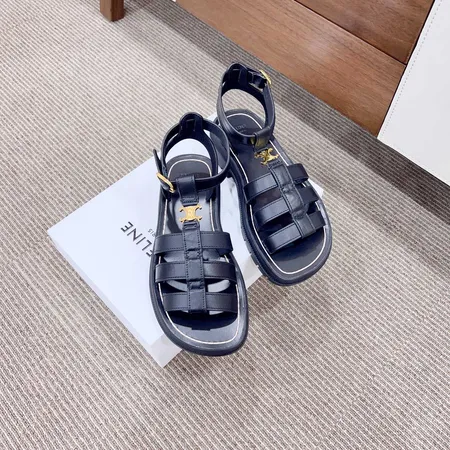 セリーヌ サンダル