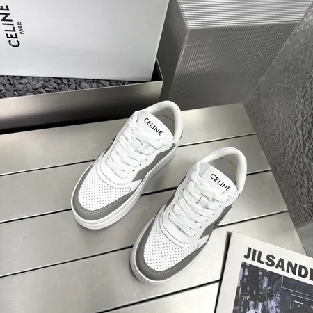 セリーヌ カジュアルシューズ