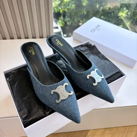 セリーヌ スリッパ