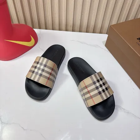 バーバリー ス スリッパ
