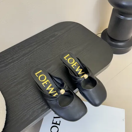 ロエベ サンダル