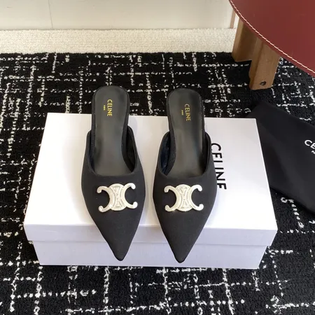 セリーヌ サンダル