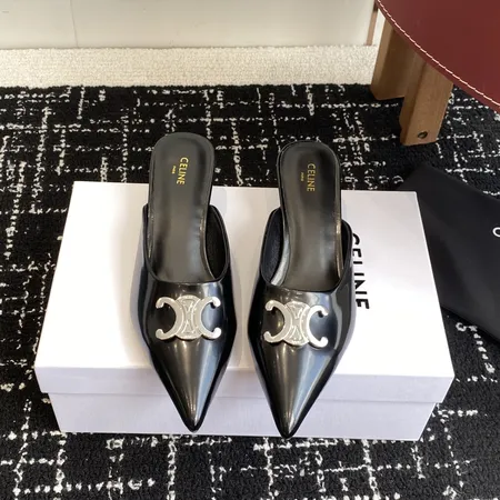 セリーヌ サンダル