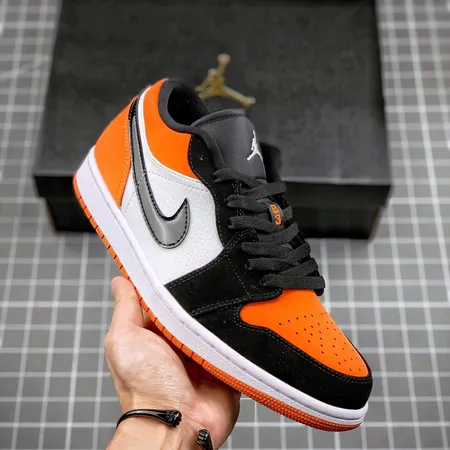 エアジョーダン スニーカー