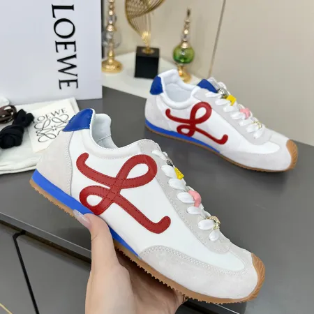 ロエベ カジュアルシューズ