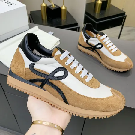 ロエベ カジュアルシューズ