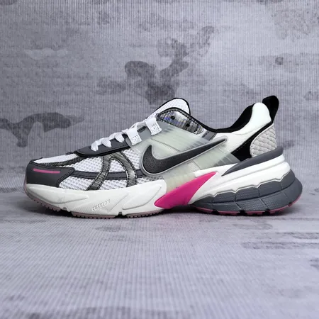 ナイキ スニーカー