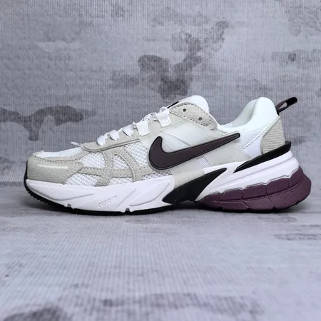 ナイキ スニーカー