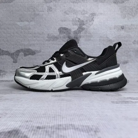 ナイキ スニーカー