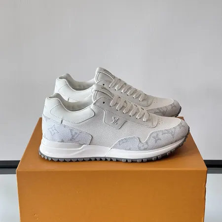 ルイヴィトン カジュアルシューズ