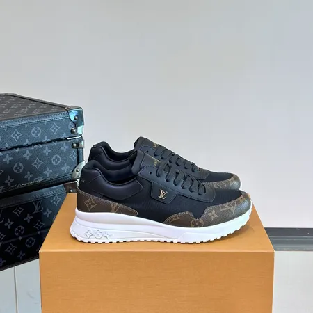 ルイヴィトン カジュアルシューズ