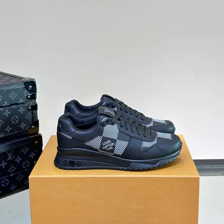 ルイヴィトン カジュアルシューズ