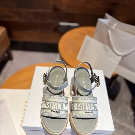 ディオール サンダル