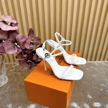 ルイヴィトン サンダル