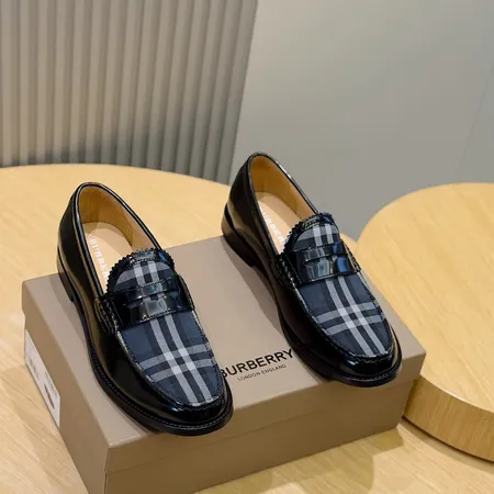 バーバリー ス ビジネスシューズ